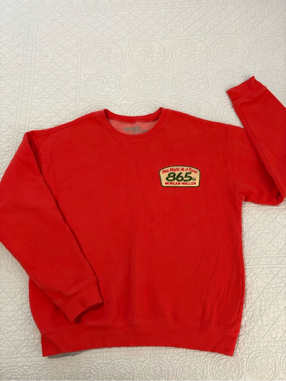 Morgan Wallen 865 One Night at a Time sweatshirt. Size small.